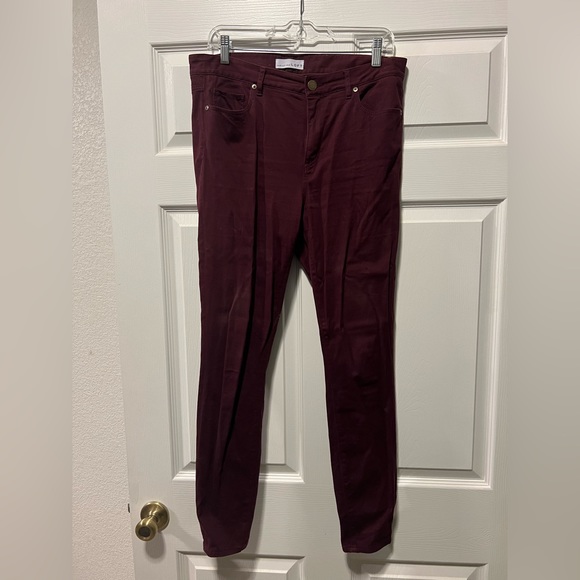 Wine color skinny leg pants - Picture 1 of 1